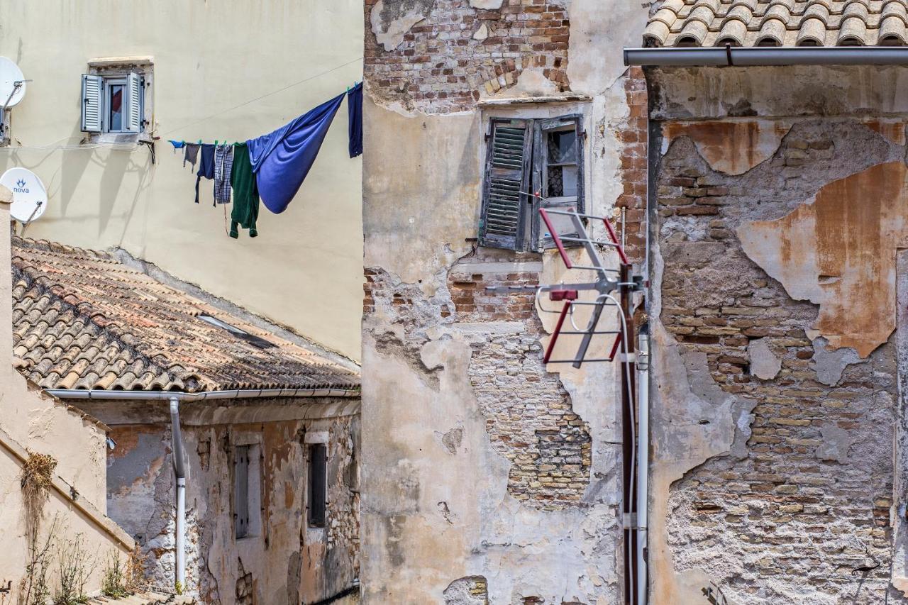 Downtown Apt At Filellinon Corfu  Exterior photo